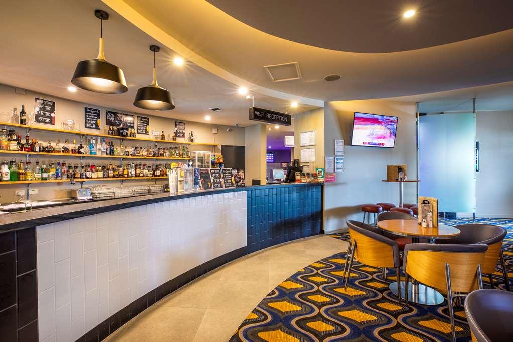 Nightcap At Carlyle Hotel Derwent Park Amenities photo